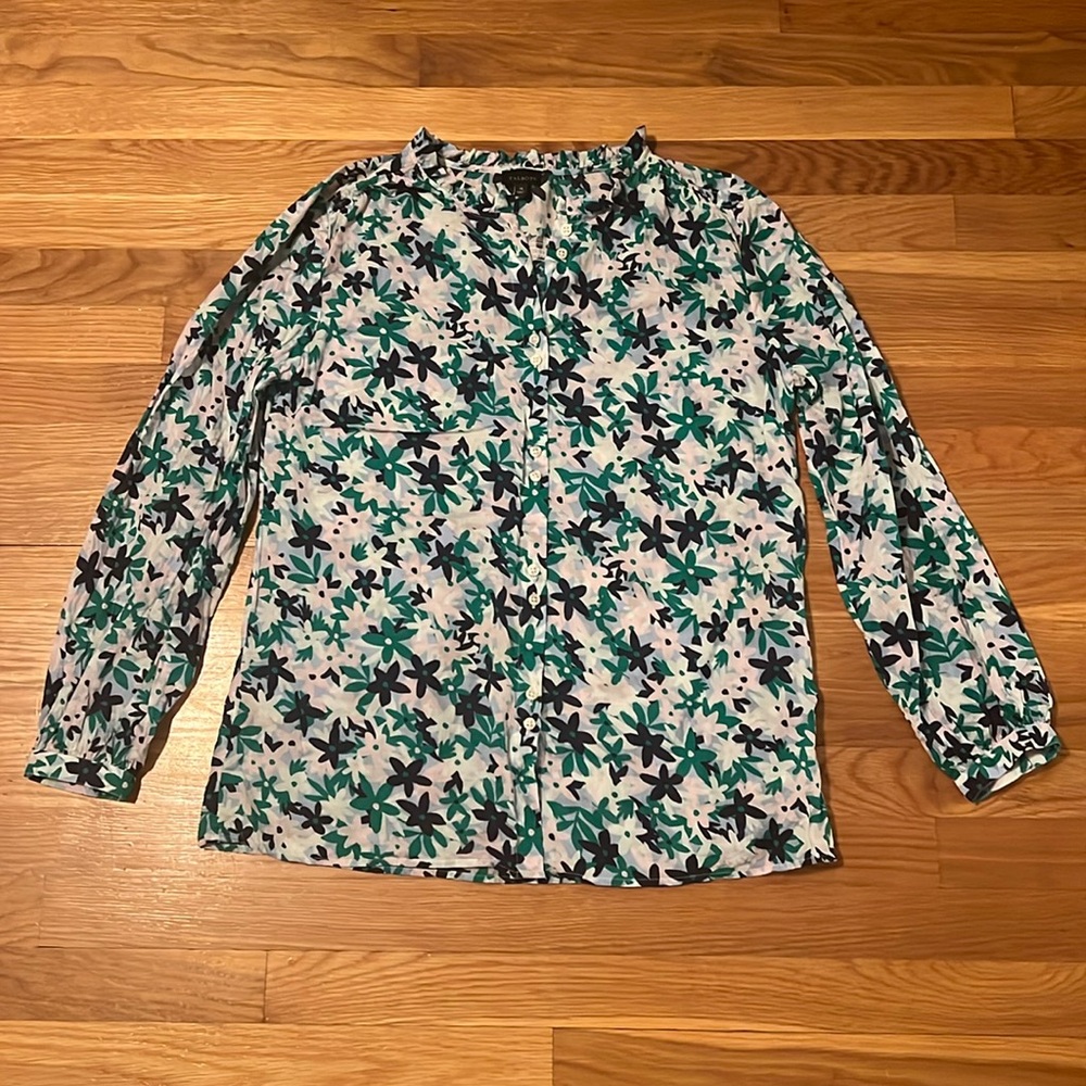 Talbots floral blouse size Medium 100% cotton‎